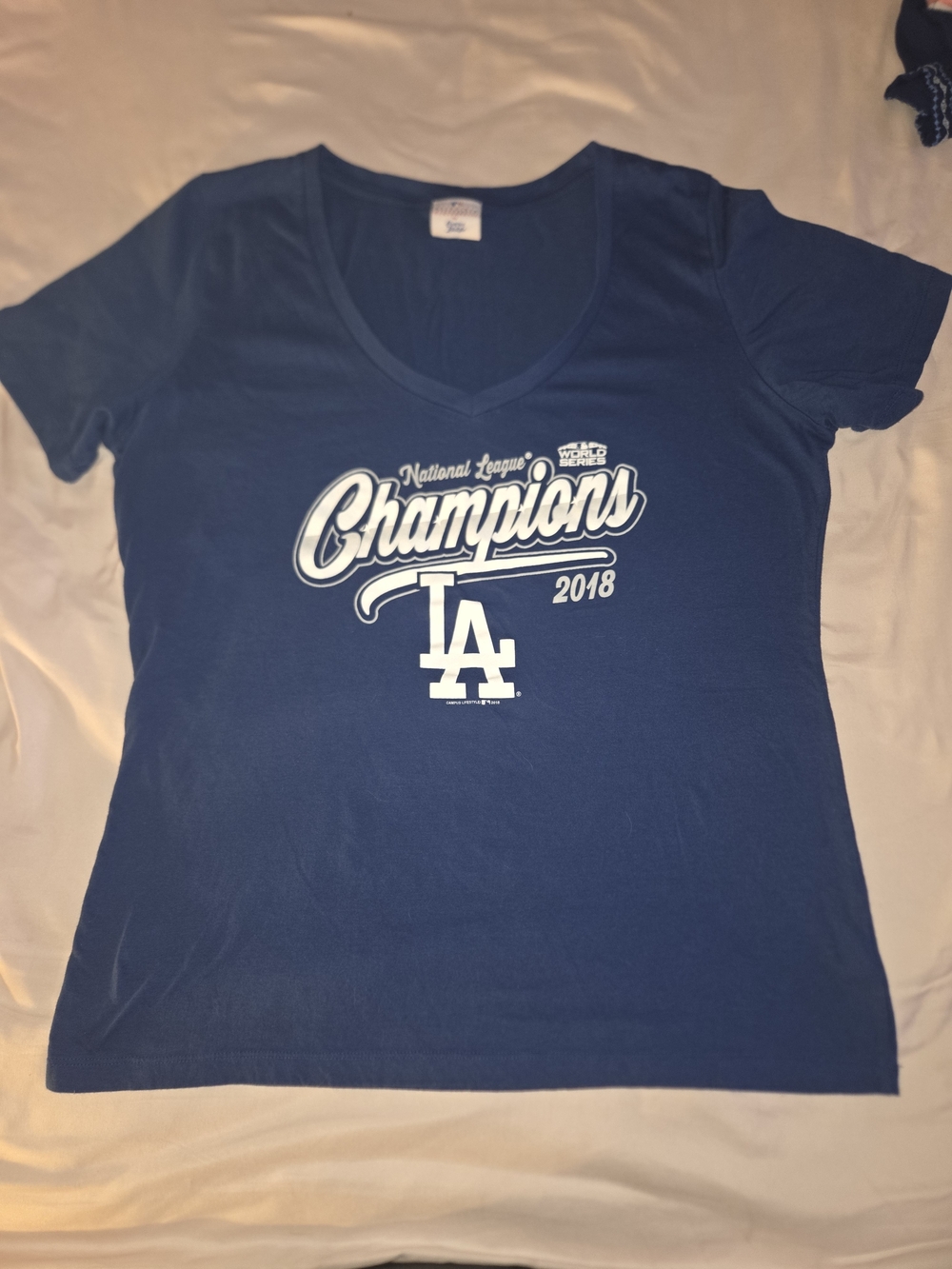Los Angeles Dodgers Women's Navy Champions V-Neck Tee